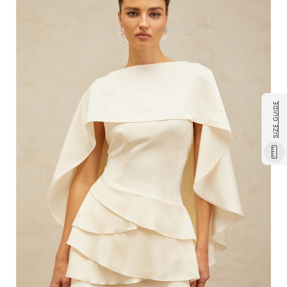Miss Rosier size small brand new cape dress